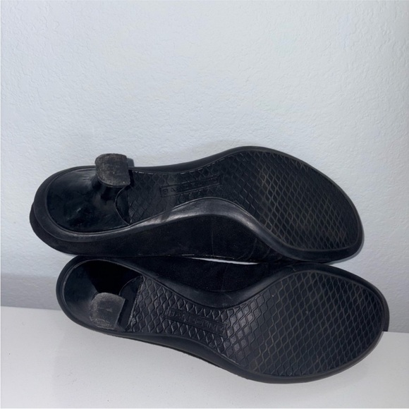 Black Dainty Bow Kitten Heels - Picture 6 of 16